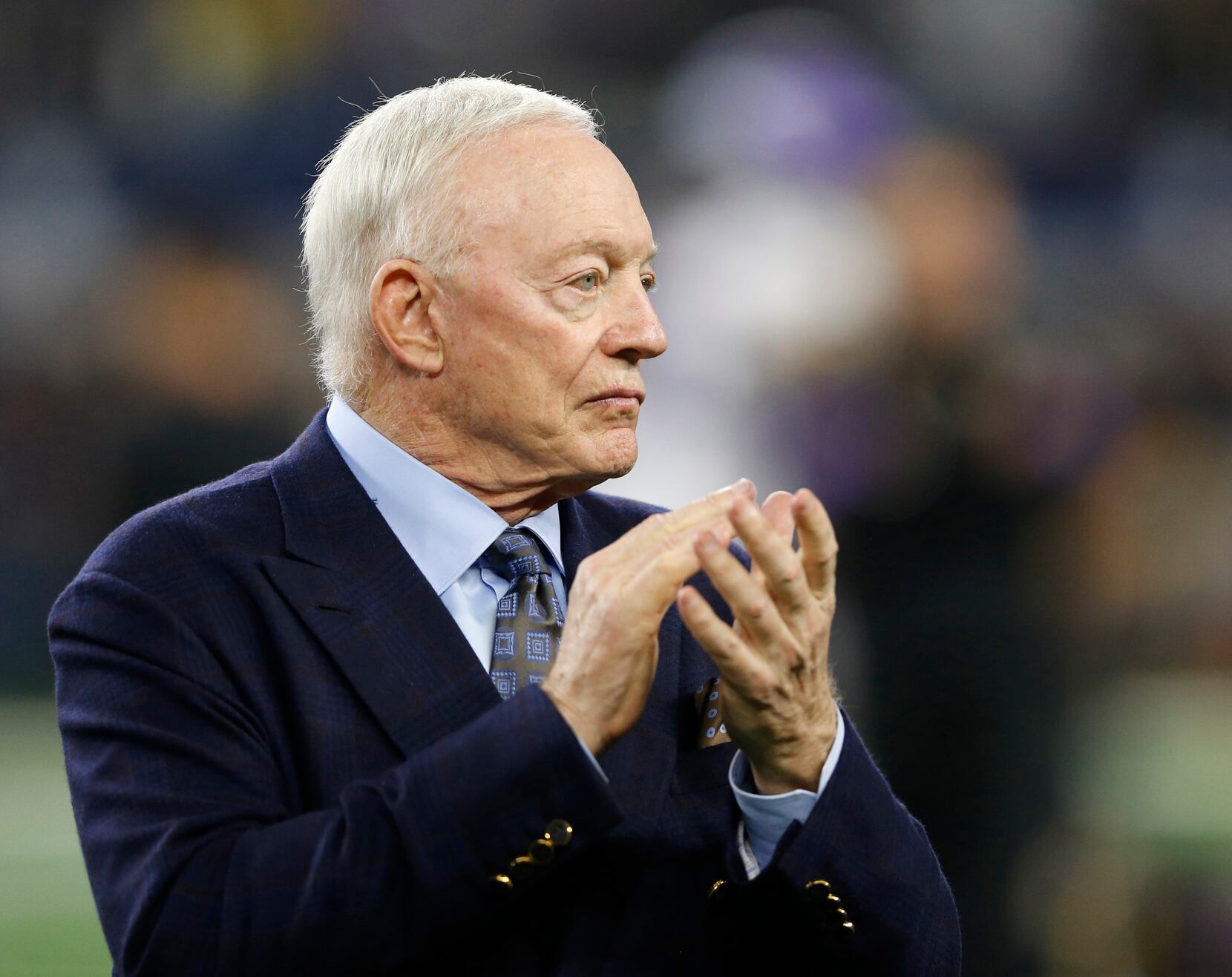 Cowboys owner Jerry Jones different tone after another loss