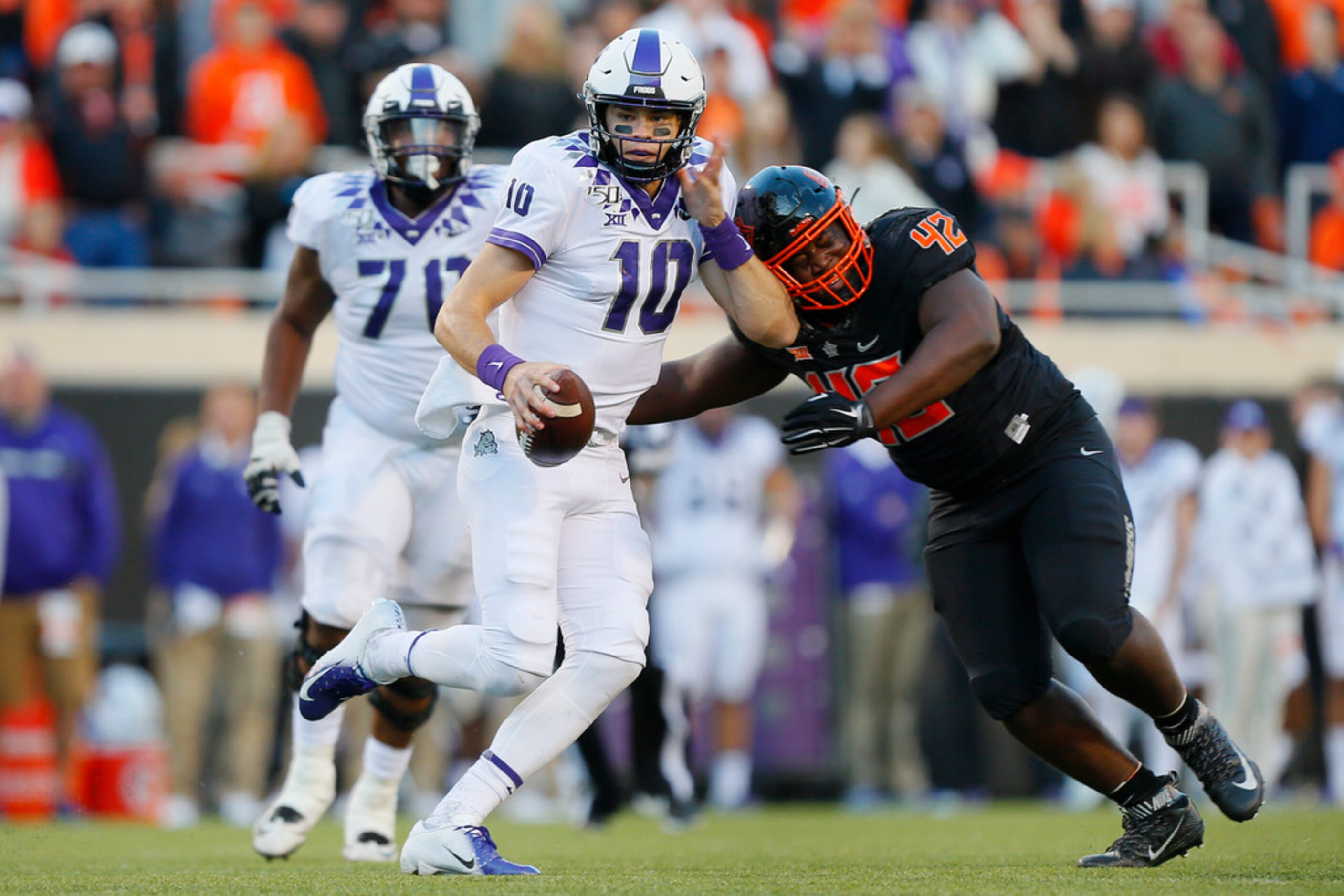 STILLWATER, OK - NOVEMBER 2:  Defensive tackle Jayden Jernigan #42 of the Oklahoma State...