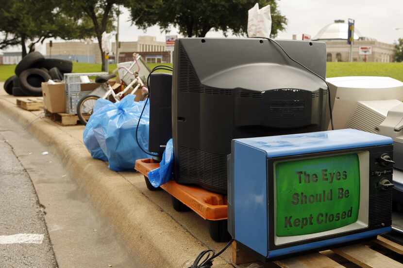 Cities around Dallas-Fort Worth host a "Chunk Your Junk" event semi-annually or annually....