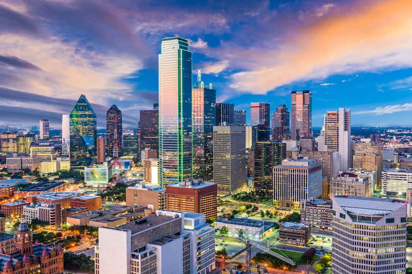 Dallas, Texas, USA downtown city skyline.