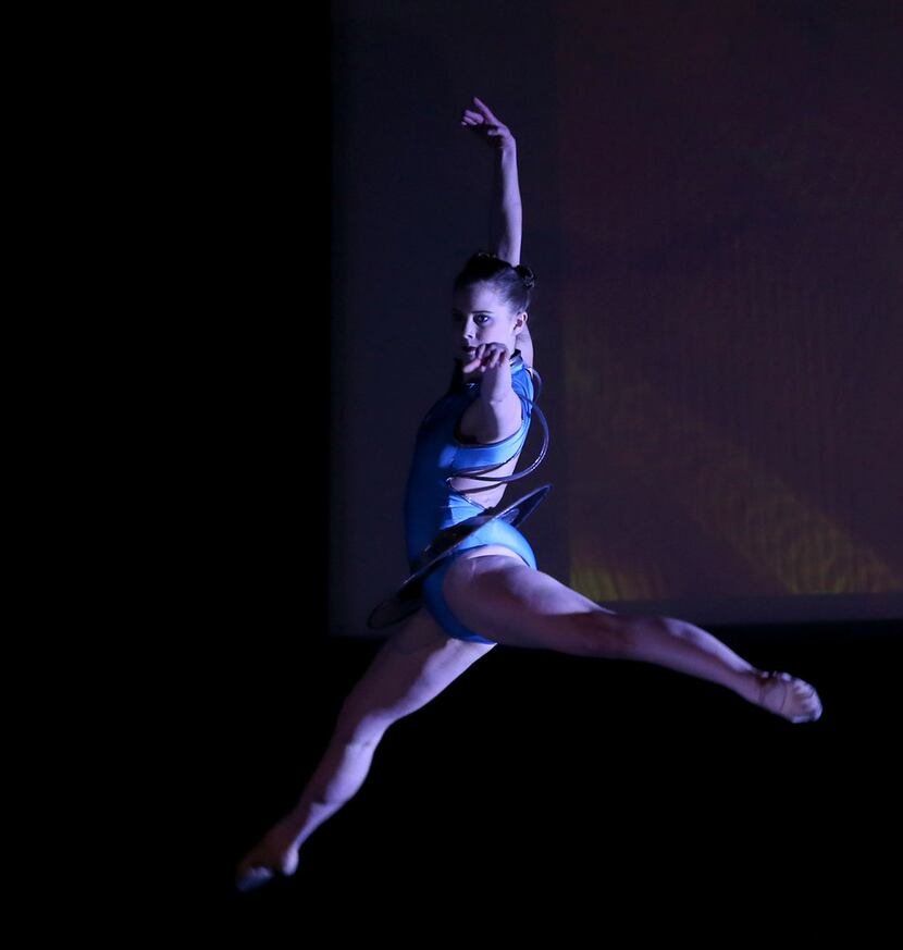 Dallas Neo-Classical Ballet company member Laura Pearson in Michael Stone's Quantum...