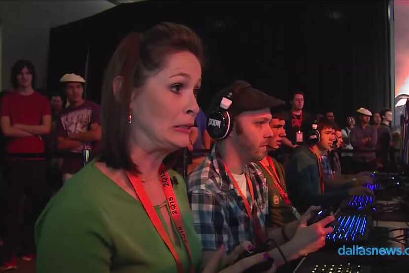 Sarah Blaskovich and Britton Peele playing Doom at QuakeCon 2015.