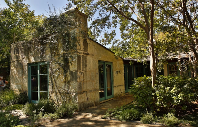 Cedar Hill architect Rosa Finsley complemented the Japanese-inspired design of the house...