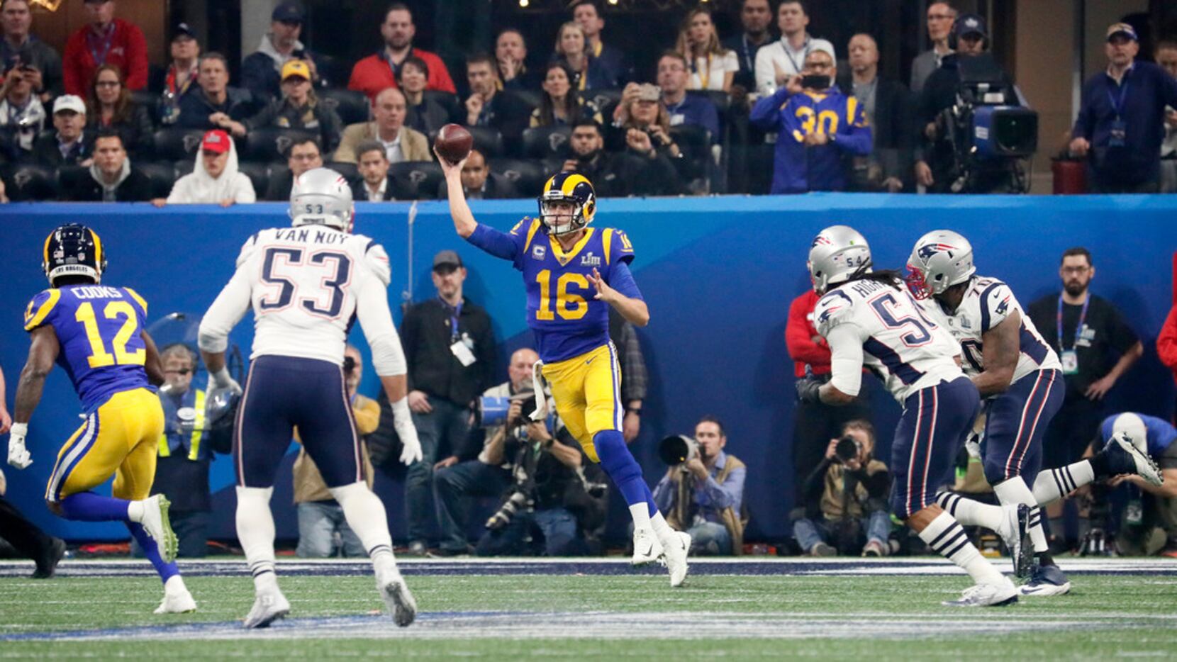 Super Bowl LIII Game Preview: Patriots at Rams