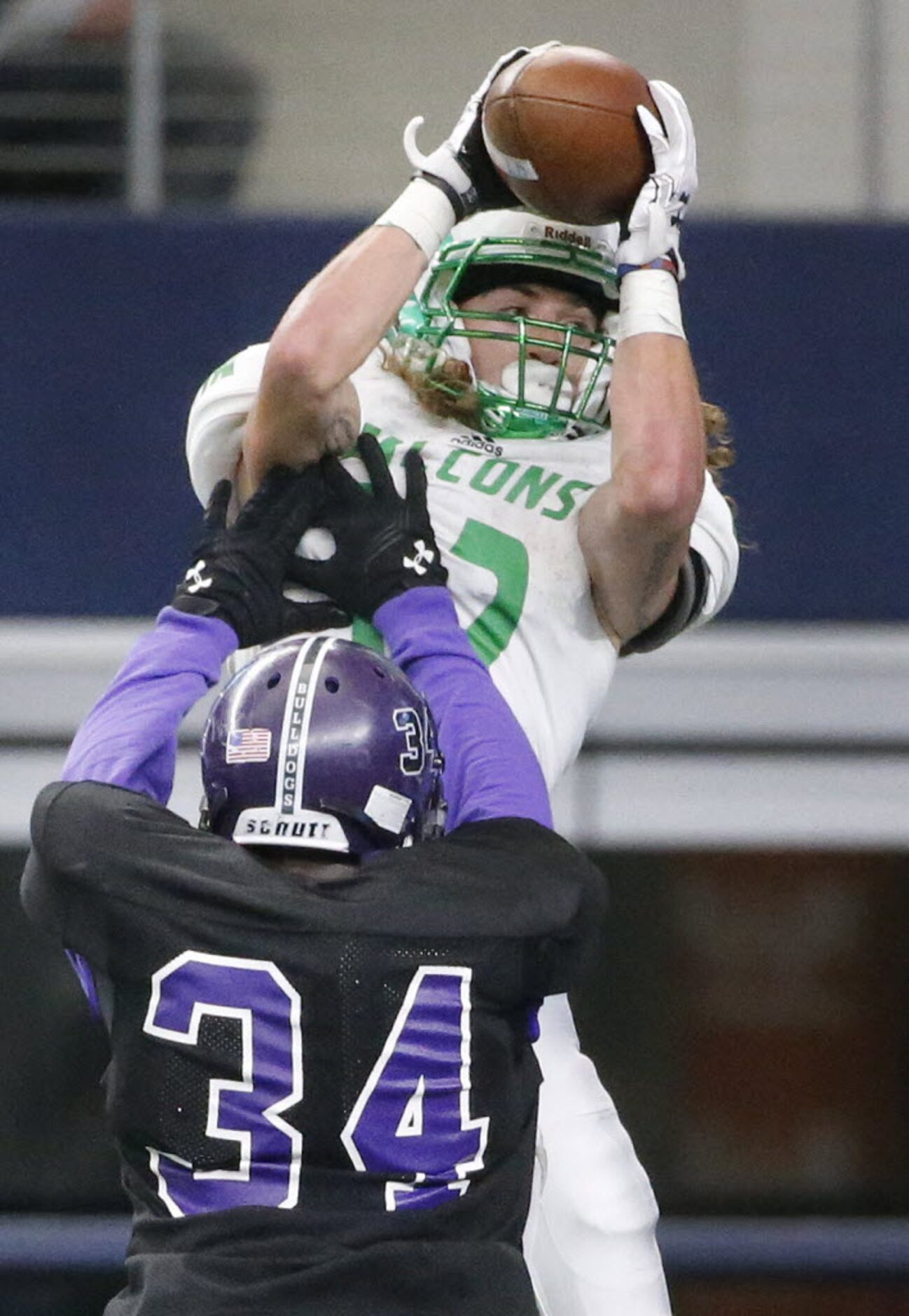 Lake Dallas receiver Keegan Brewer (12) catches a second quarter touchdown pass over Everman...