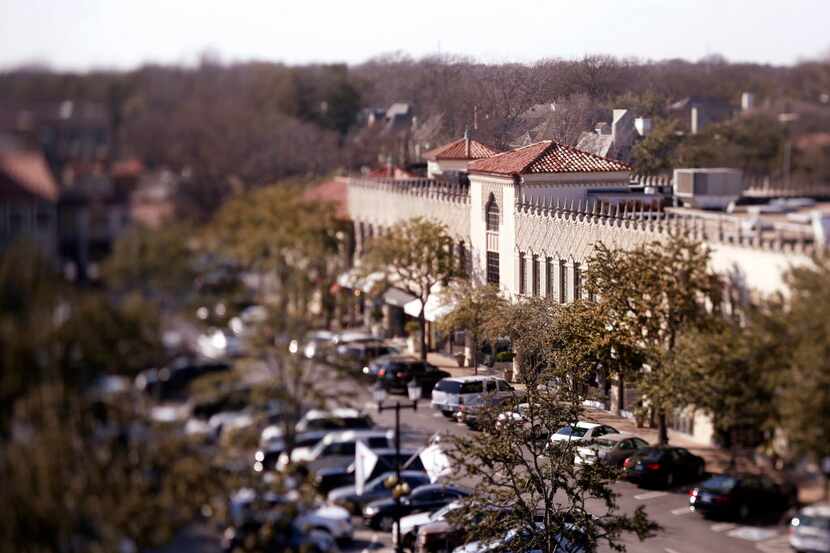 Highland Park Village is one of the glitziest retail areas in Dallas. 