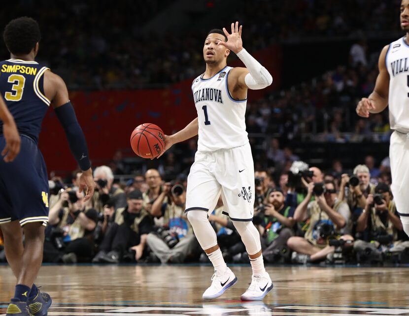 SAN ANTONIO, TX - APRIL 02:  Jalen Brunson #1 of the Villanova Wildcats handles the ball on...