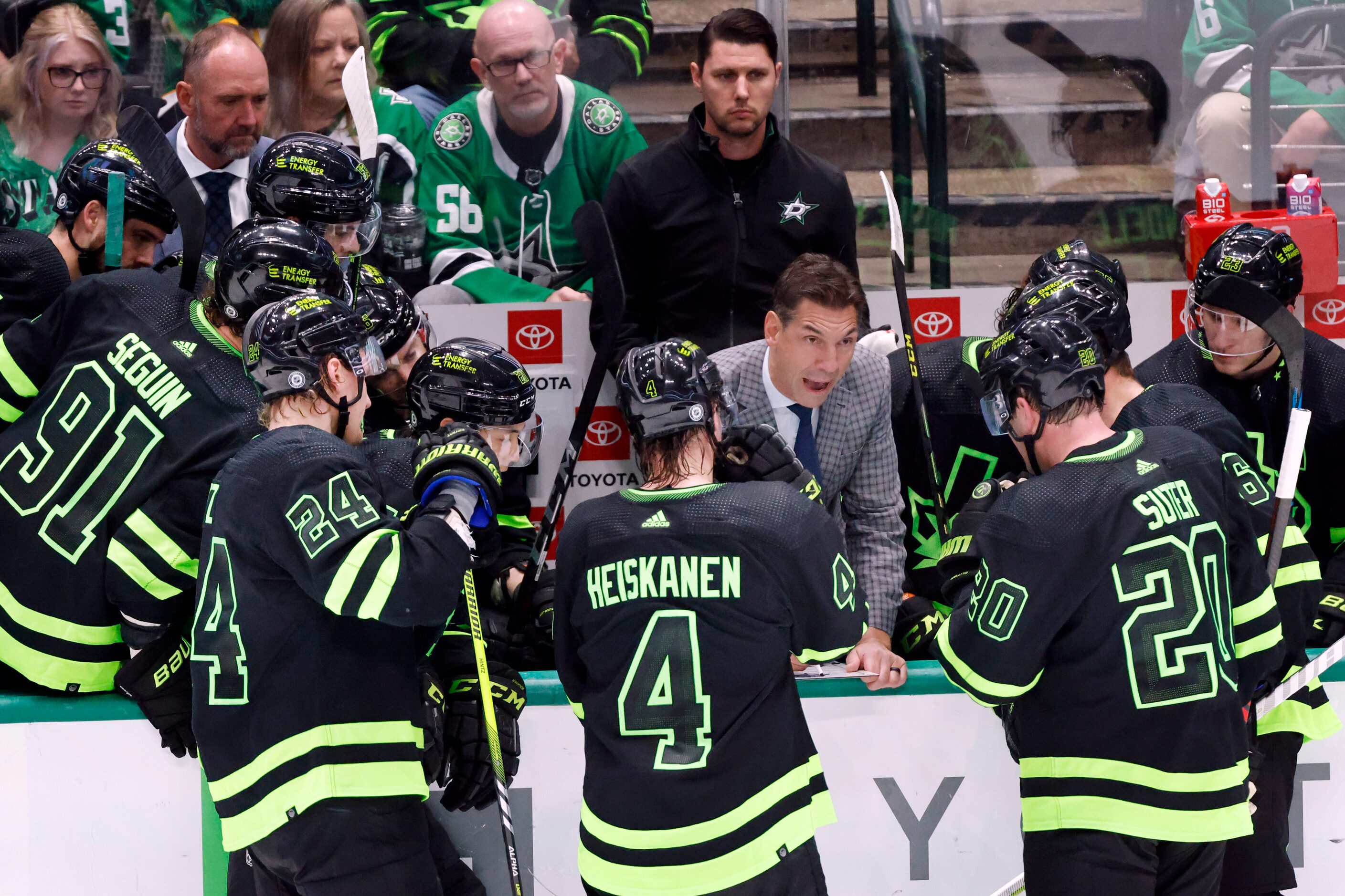 Dallas Stars assistance coach Alain Nasreddine draws up a plan for the players during a last...