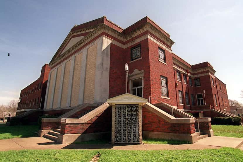Calvary Baptist Church de Oak Cliff será reconvertida en un campus para la escuela Kessler.