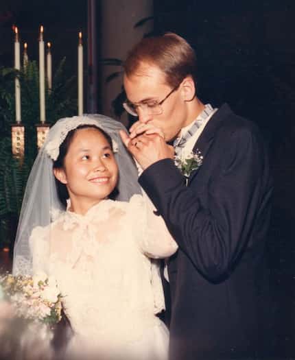 Wedding photo of David and Thu-Lan Tran Andrews on May 21, 1990.