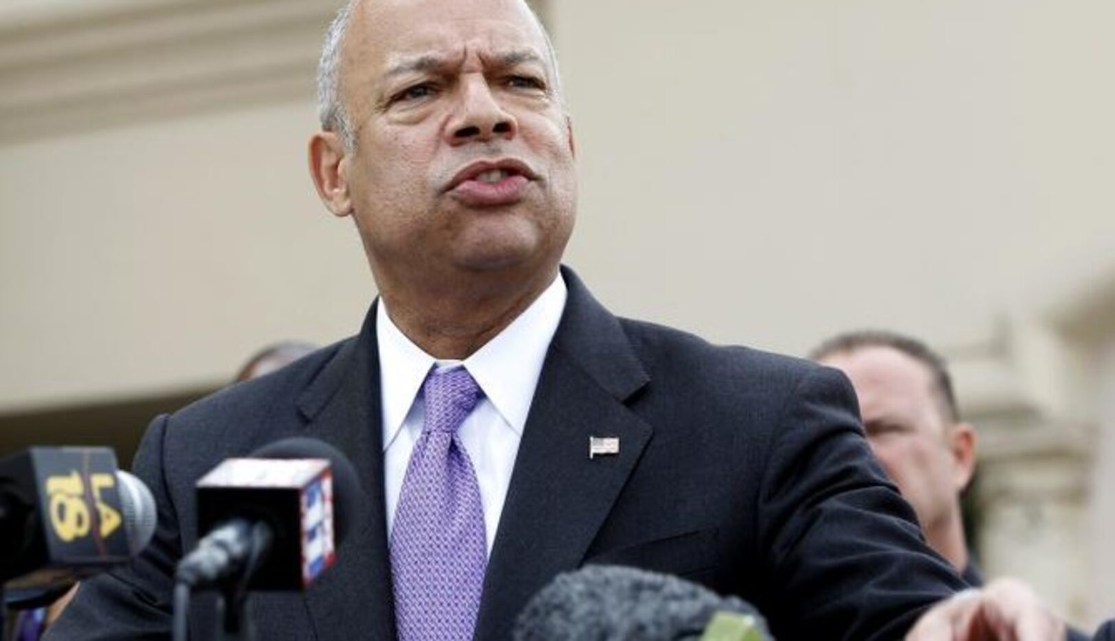 El secretario de Seguridad Jeh Johnson durante un evento en Rowland Heights, California....