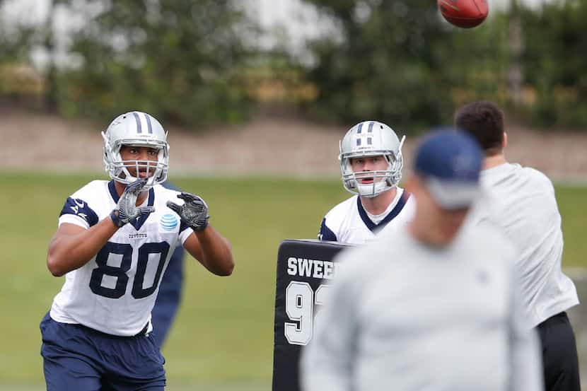 Dallas Cowboys tight end Rico Gathers (80) prepares to catch a pass during a drill in rookie...