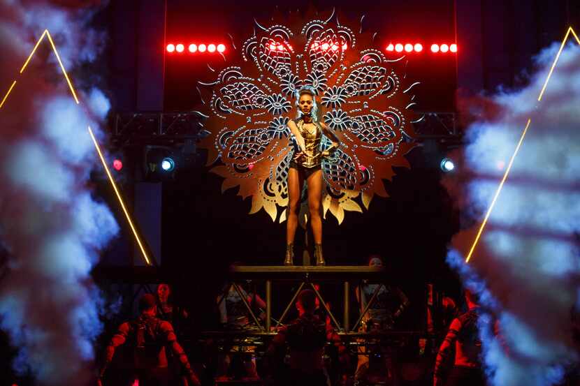 Deborah Cox as Rachel Marron, and Company, in "The Bodyguard." 

The stage adaptation of the...