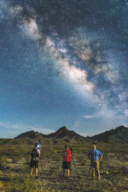 Students set up their tripods, ready to shoot the stars at Big Bend National Park.