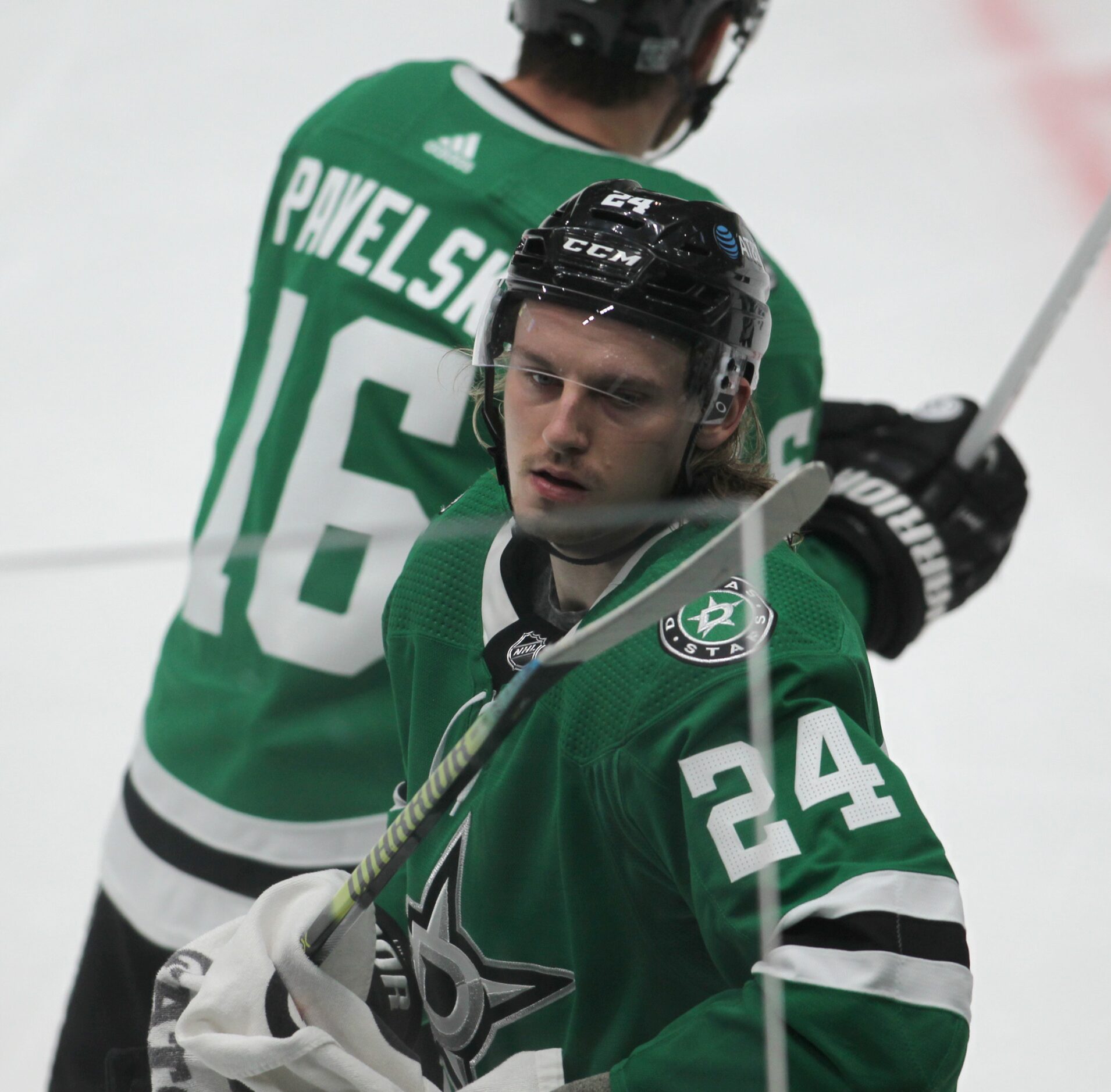 Dallas Stars forward Roope Hintz (24) comes to the team bench for a breather during the 2nd...