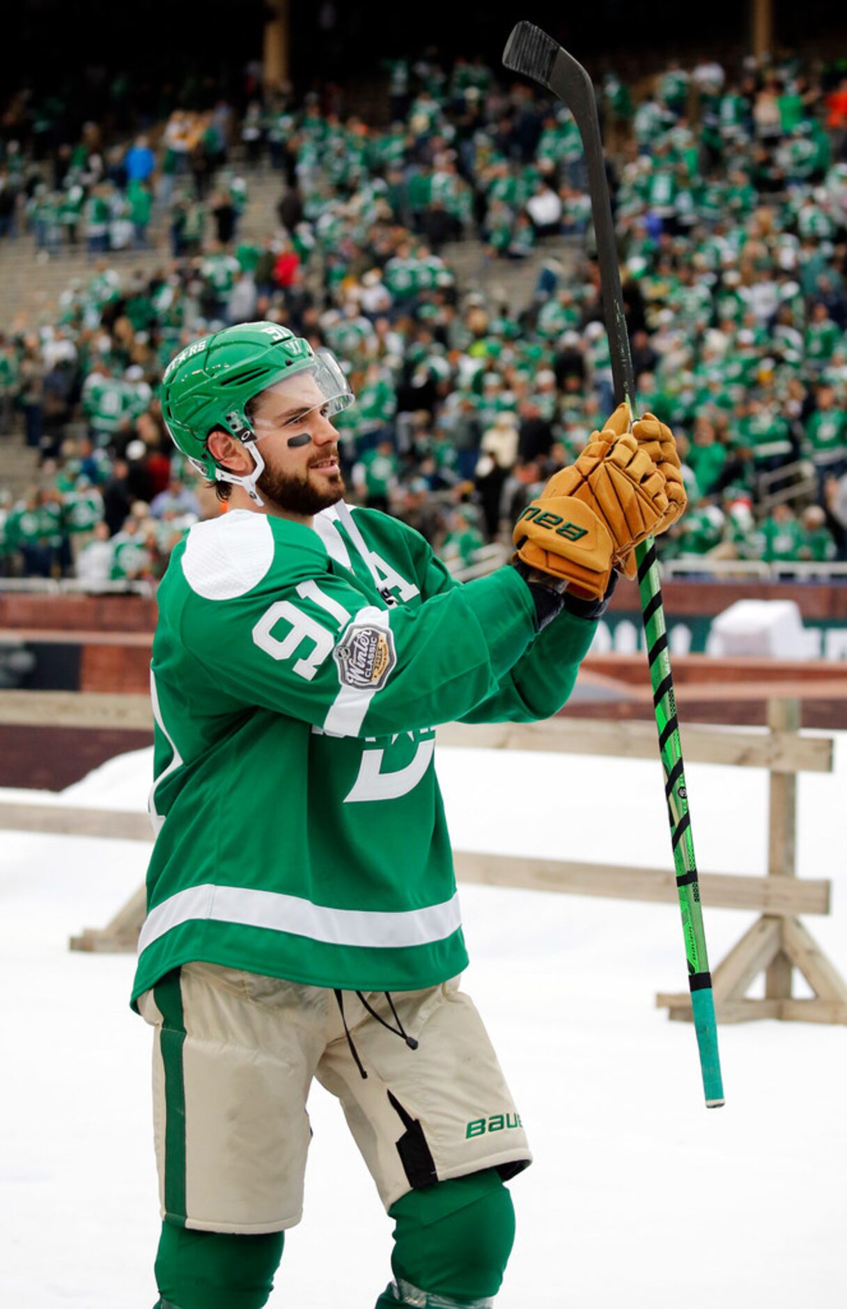 Dallas Stars center Tyler Seguin (91) applauds the crowd for their support after playing the...