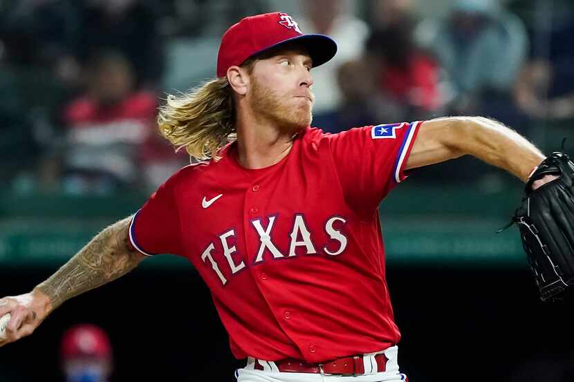 Texas Rangers pitcher Mike Foltynewicz delivers during the third inning against the...