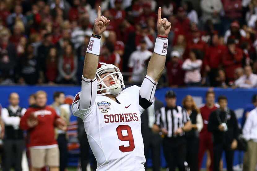 NEW ORLEANS, LA - JANUARY 02:  Trevor Knight #9 of the Oklahoma Sooners reacts after a...