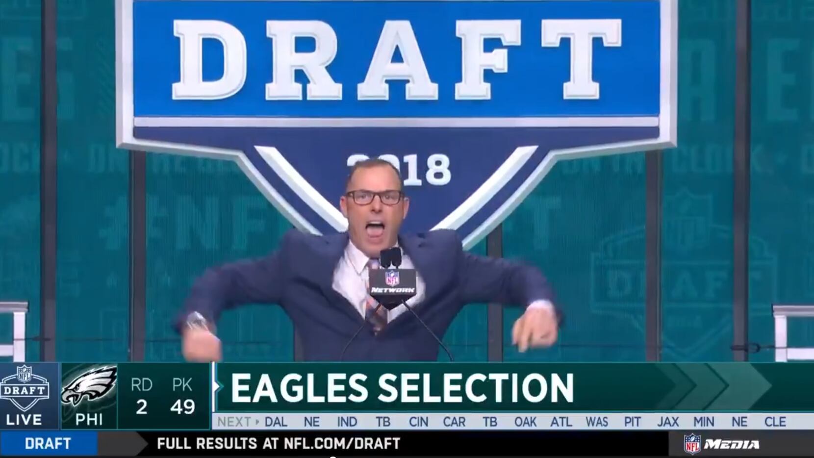 WATCH: Ex-Eagles kicker David Akers counters Drew Pearson, trolls Cowboys  fans on Day 2 of draft