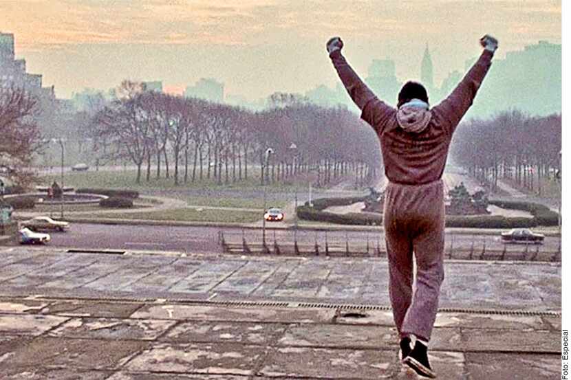 Uno de los momentos más recordados de “Rocky”, largometraje de 1976 que ganó el Óscar a...