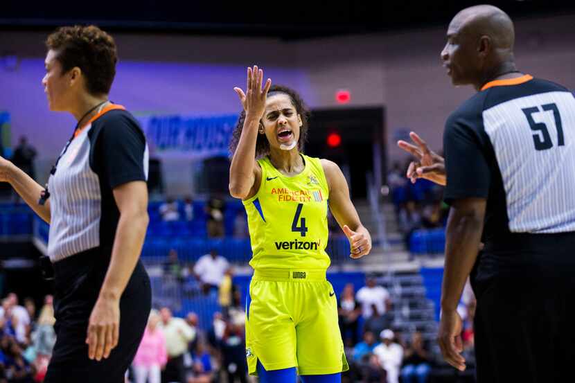 Dallas Wings guard Skylar Diggins-Smith (4) reacts to a call during the fourth quarter of a...