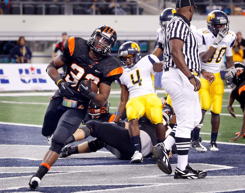 Aledo running back Johnathan Gray, a Texas commit, is chasing the state's all-time touchdown...