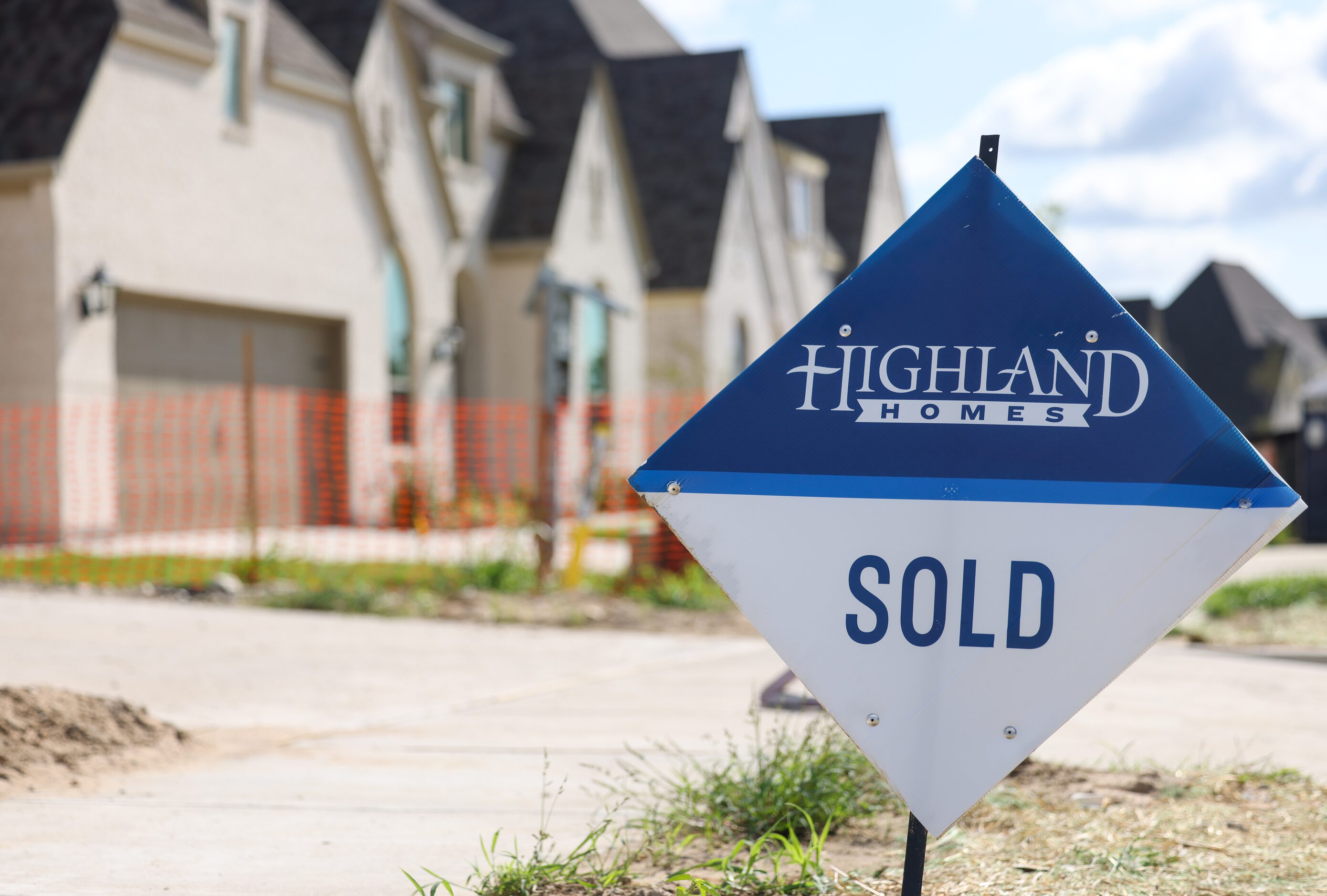 Homes are marked as sold in the Highland Homes Liberty housing development.