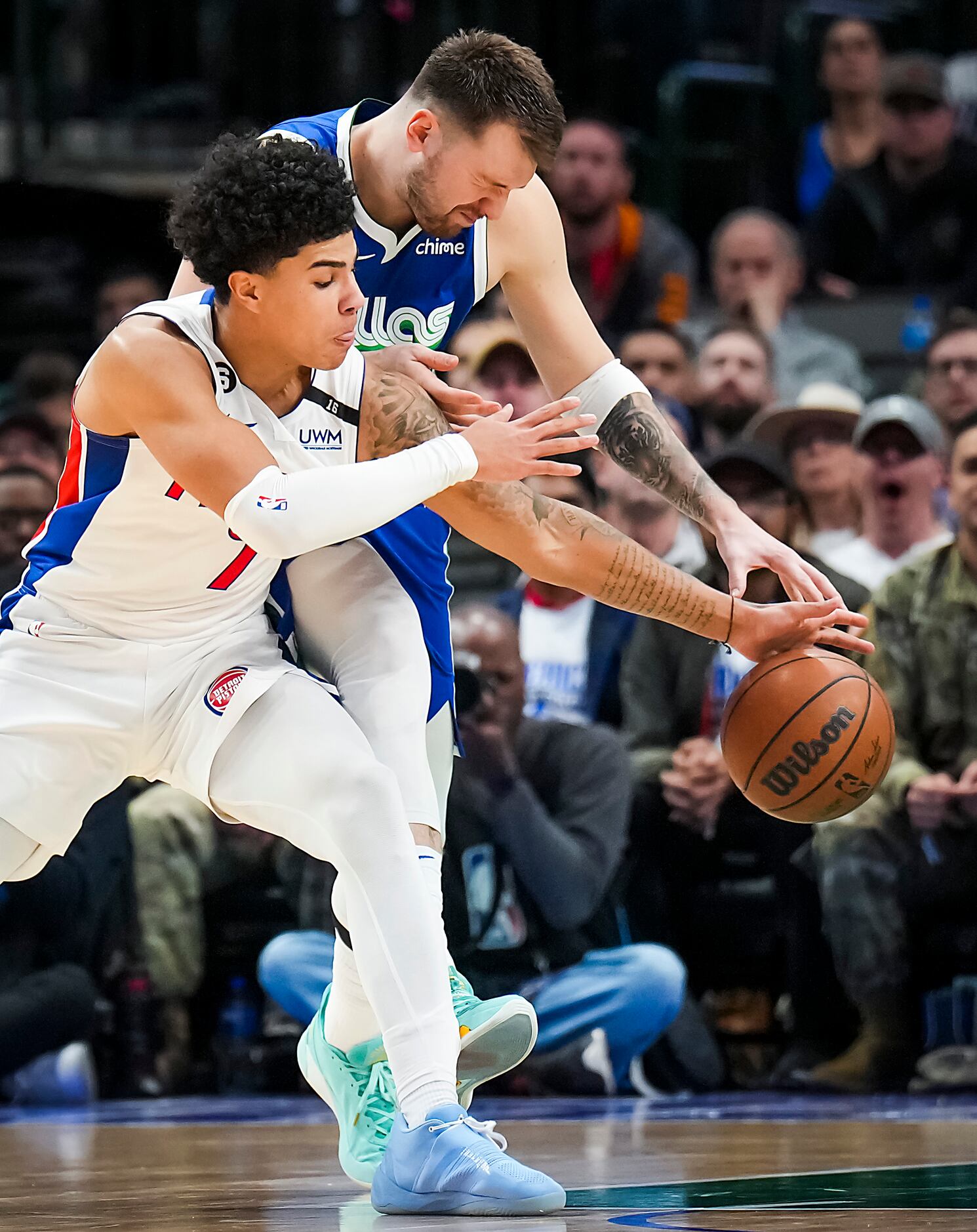 Luka Doncic scores 53 points on 24 shots, 'chirps back' at Pistons in  Mavericks win