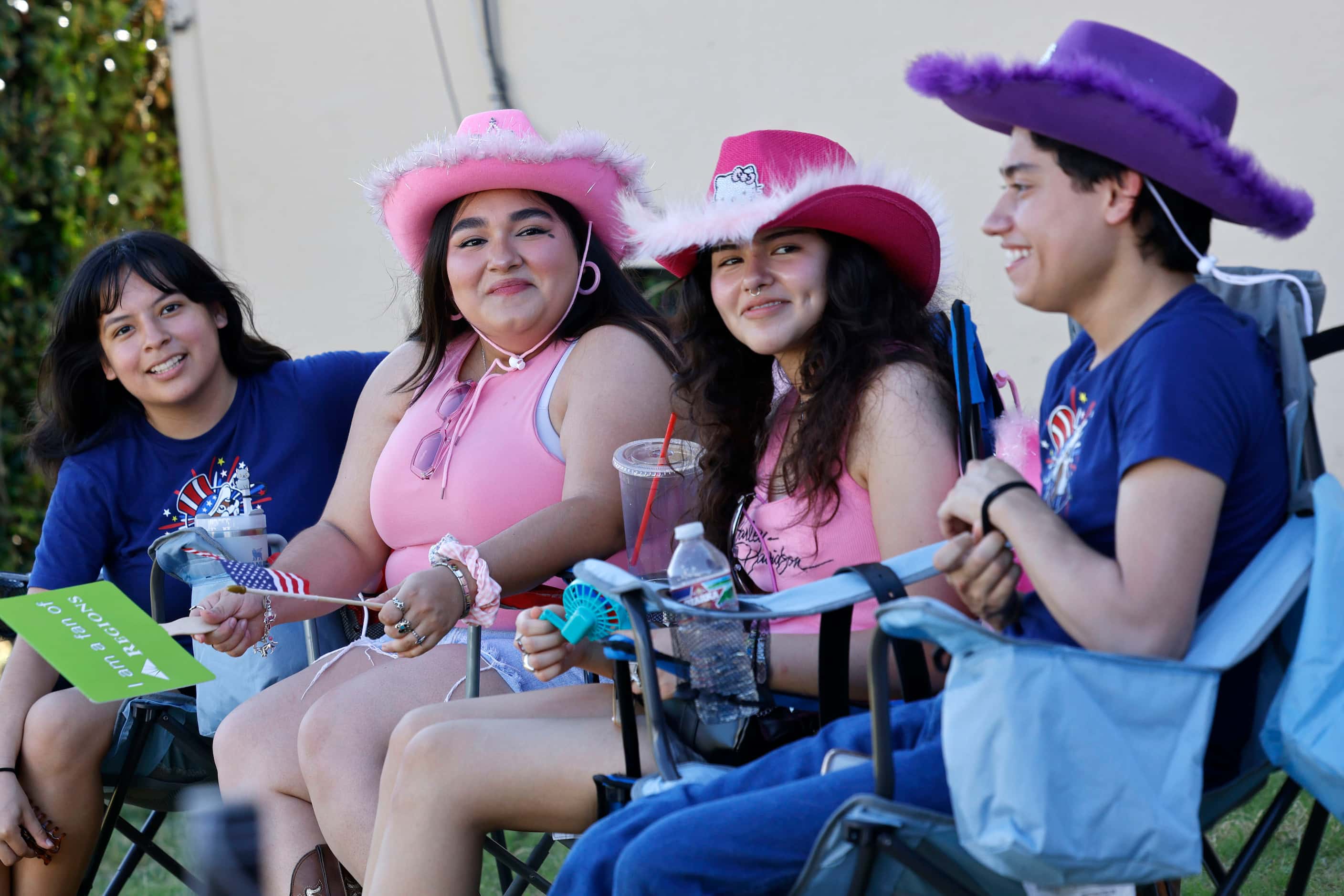 Emily Gomez, 18 of Dallas, from left, sits with her cousins Kelly Rojas, 18, Milina Mejia,...