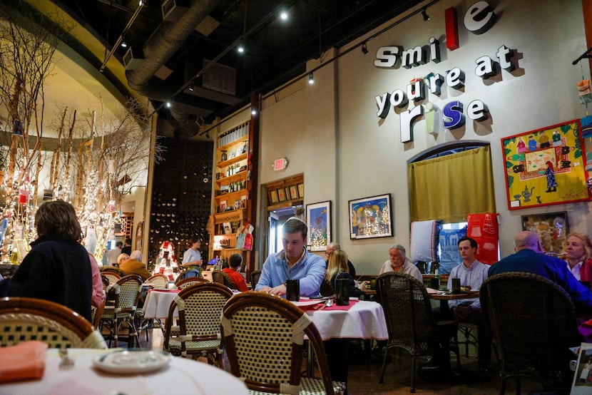 The crowds were back this year for Valentine’s Day dinner at Rise.