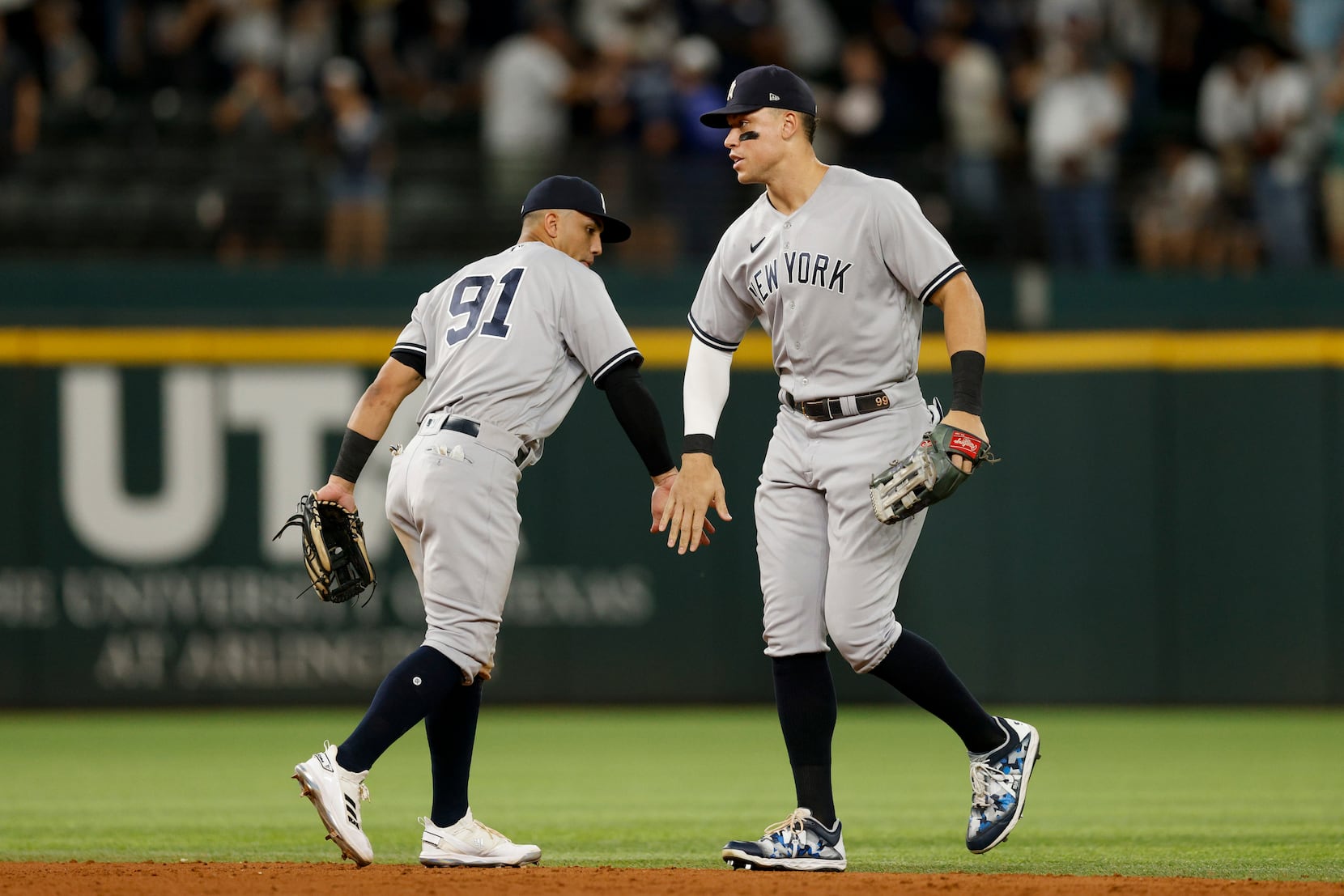 Giancarlo Stanton details Aaron Judge mentality in chase for history
