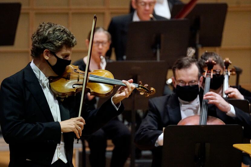 Violinist James Ehnes performs with the Dallas Symphony Orchestra at the Meyerson Symphony...