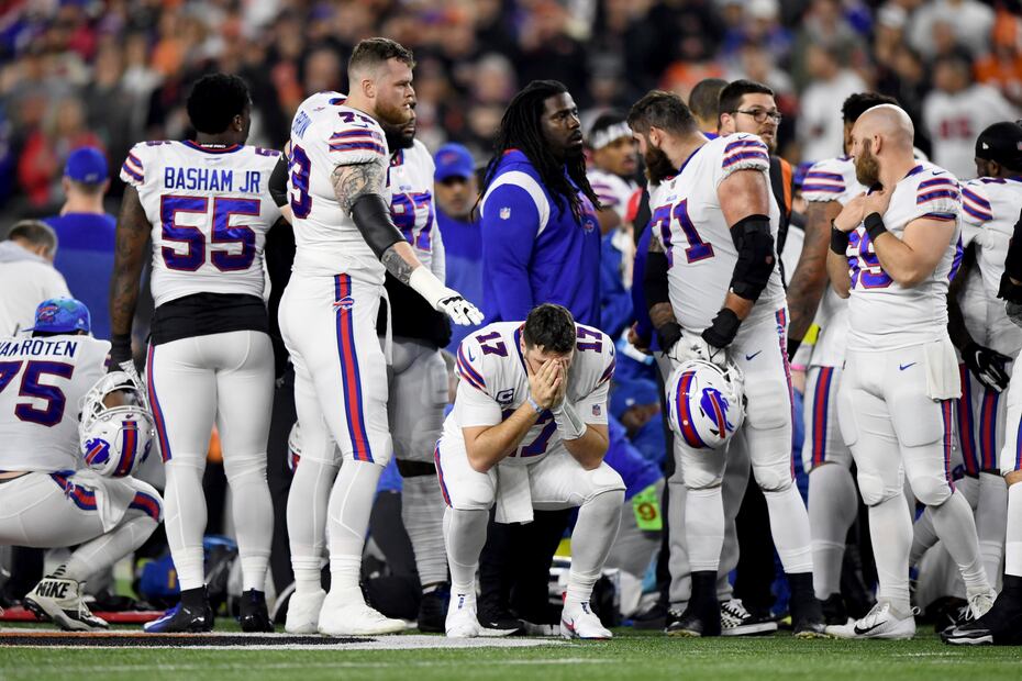 Bills' Damar Hamlin, Stars' Rich Peverley and other medical incidents that  stopped play