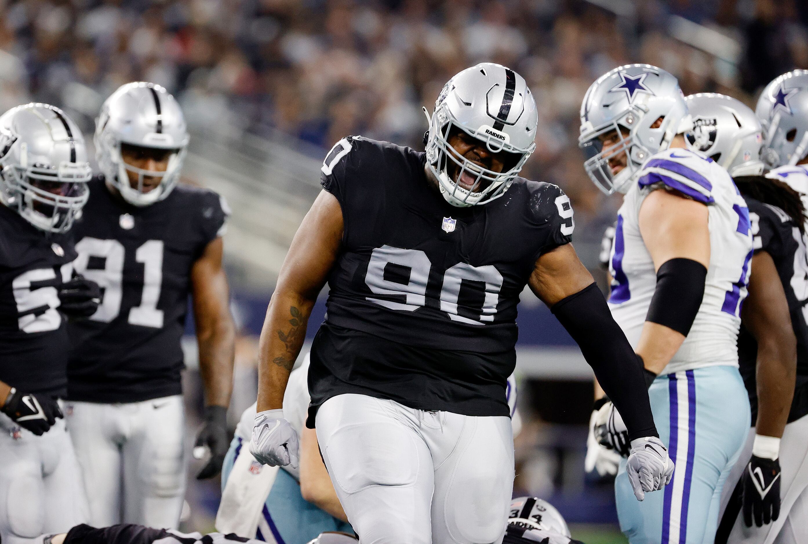 Cowboys trade for Raiders DT Johnathan Hankins, 2024 seventh-round pick