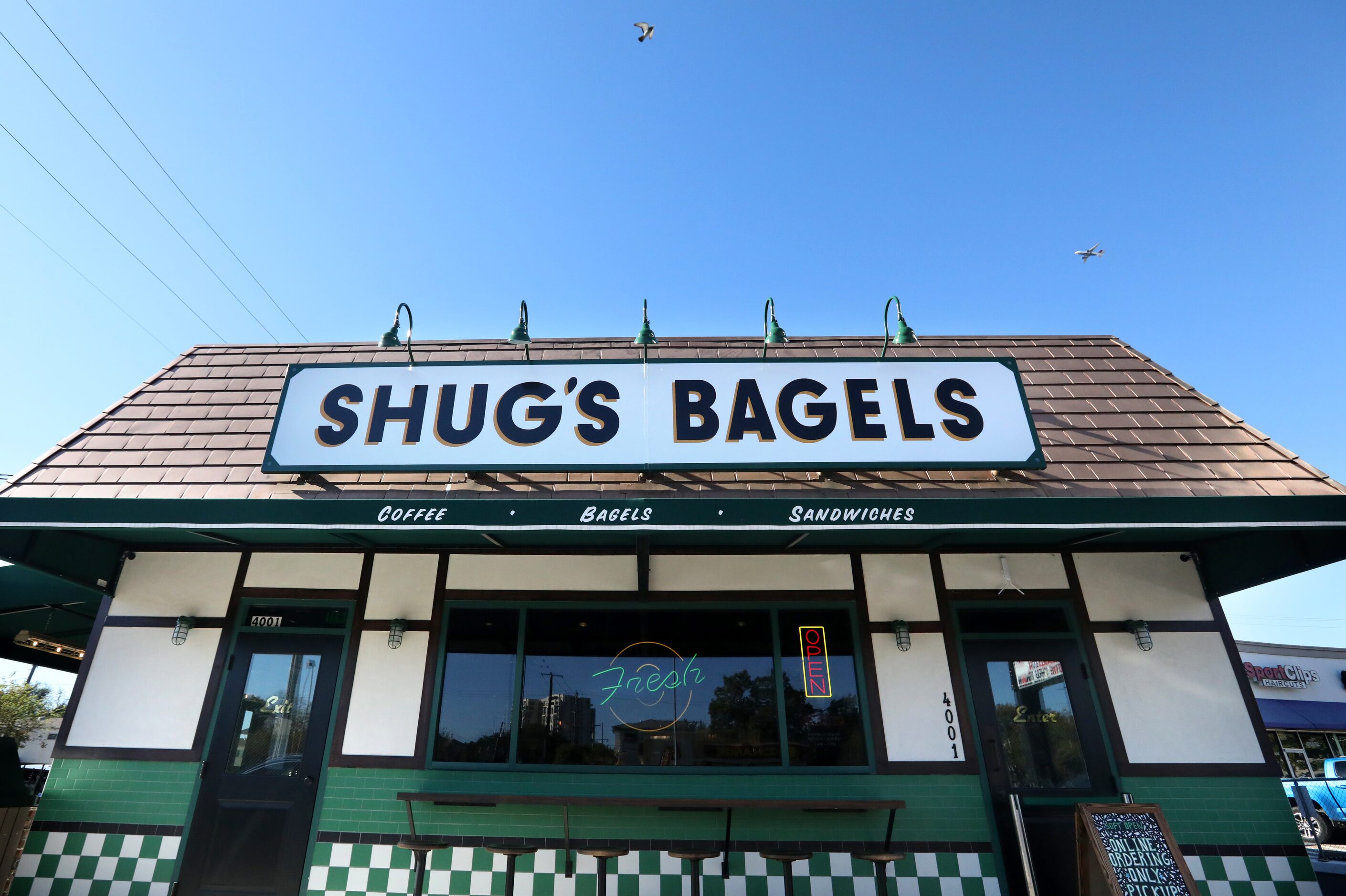 Shug's Bagels in Dallas, TX, on Nov 2, 2023.  (Jason Janik/Special Contributor)