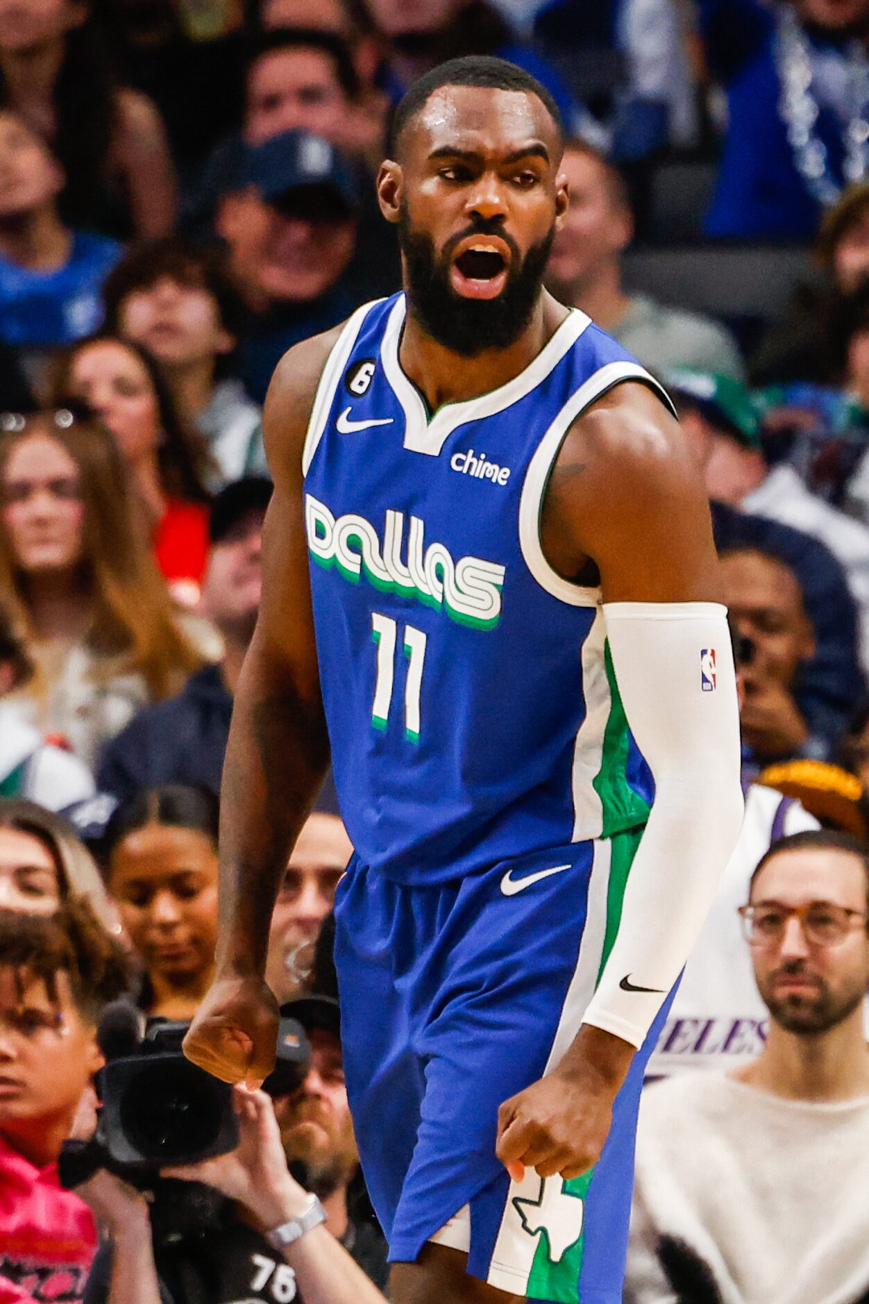 Dallas Mavericks forward Tim Hardaway Jr. (11) celebrates during the third quarter at the...