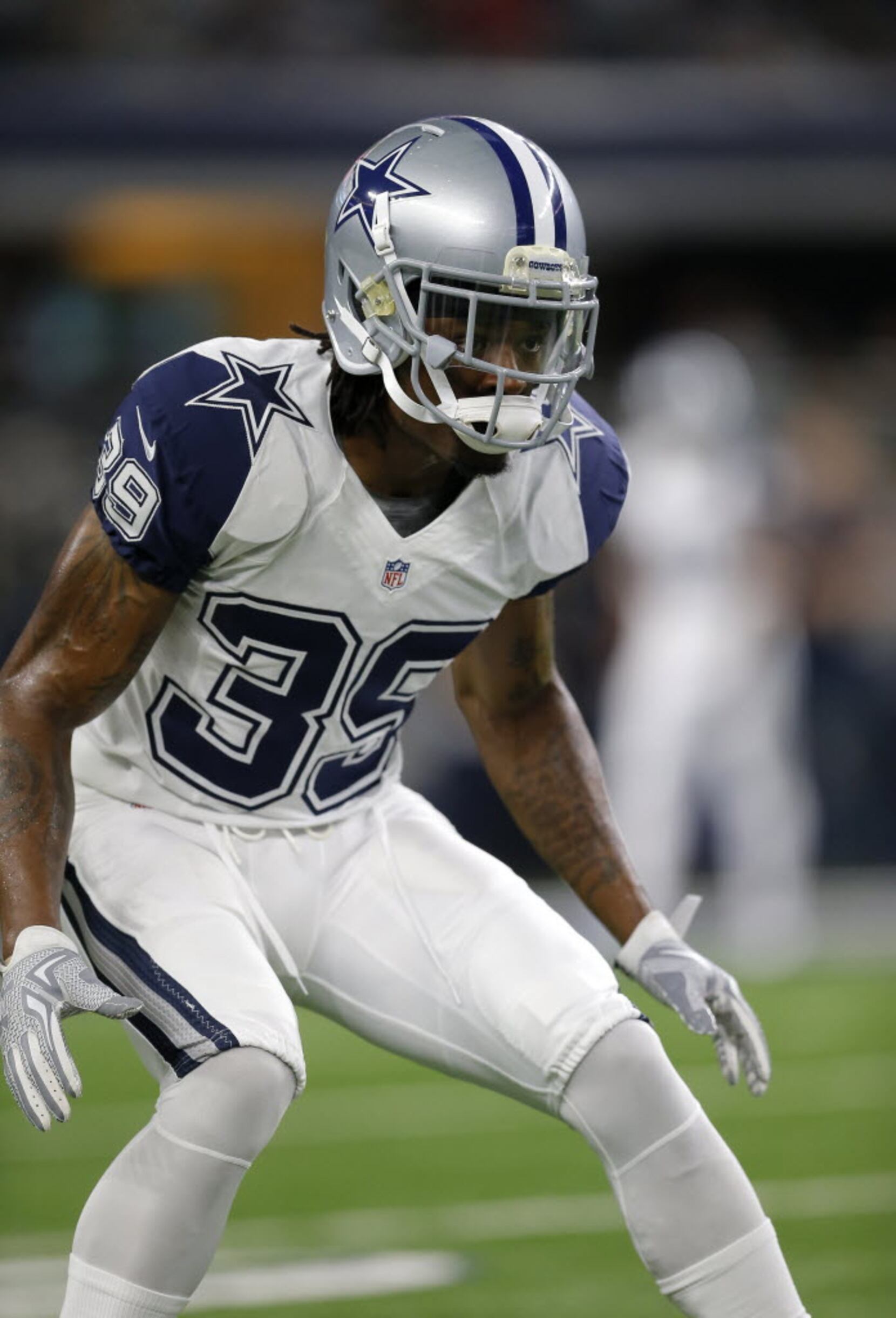 Dallas Cowboys cornerback, Flint native Brandon Carr wins first NFC  Defensive Player of the Week award 