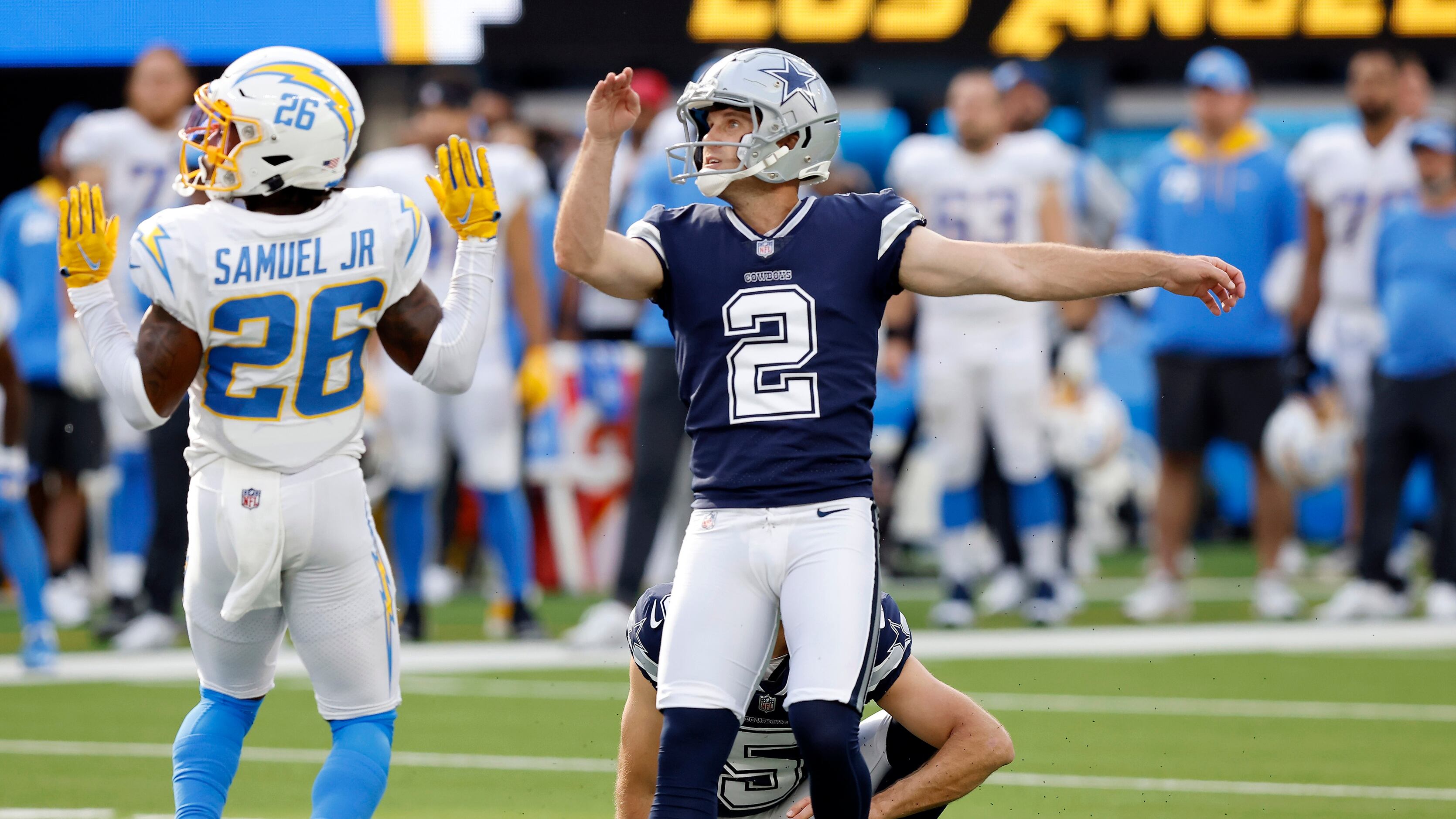 How will Chargers go 'fourth?' Should Rams replace kicker? - Los