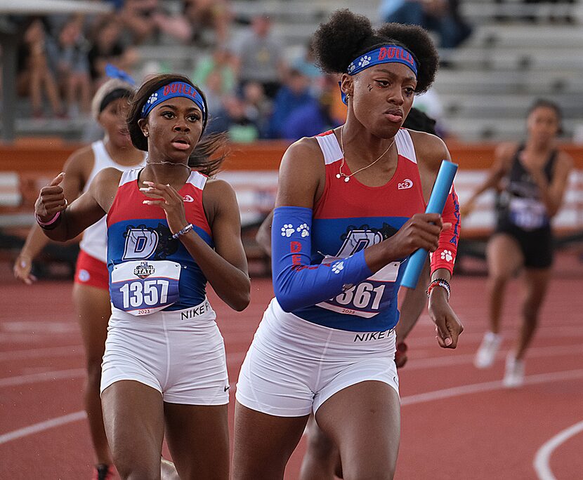 Duncanville competes in the girls 4x200 relay at the UIL State track championships at Mike...