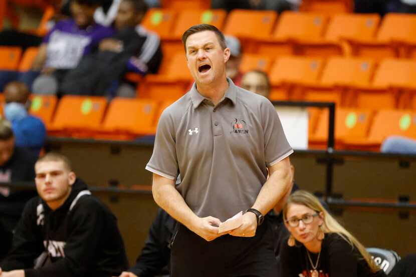 Arlington Martin head coach John Osborne  watches his team play the El Paso Americans during...