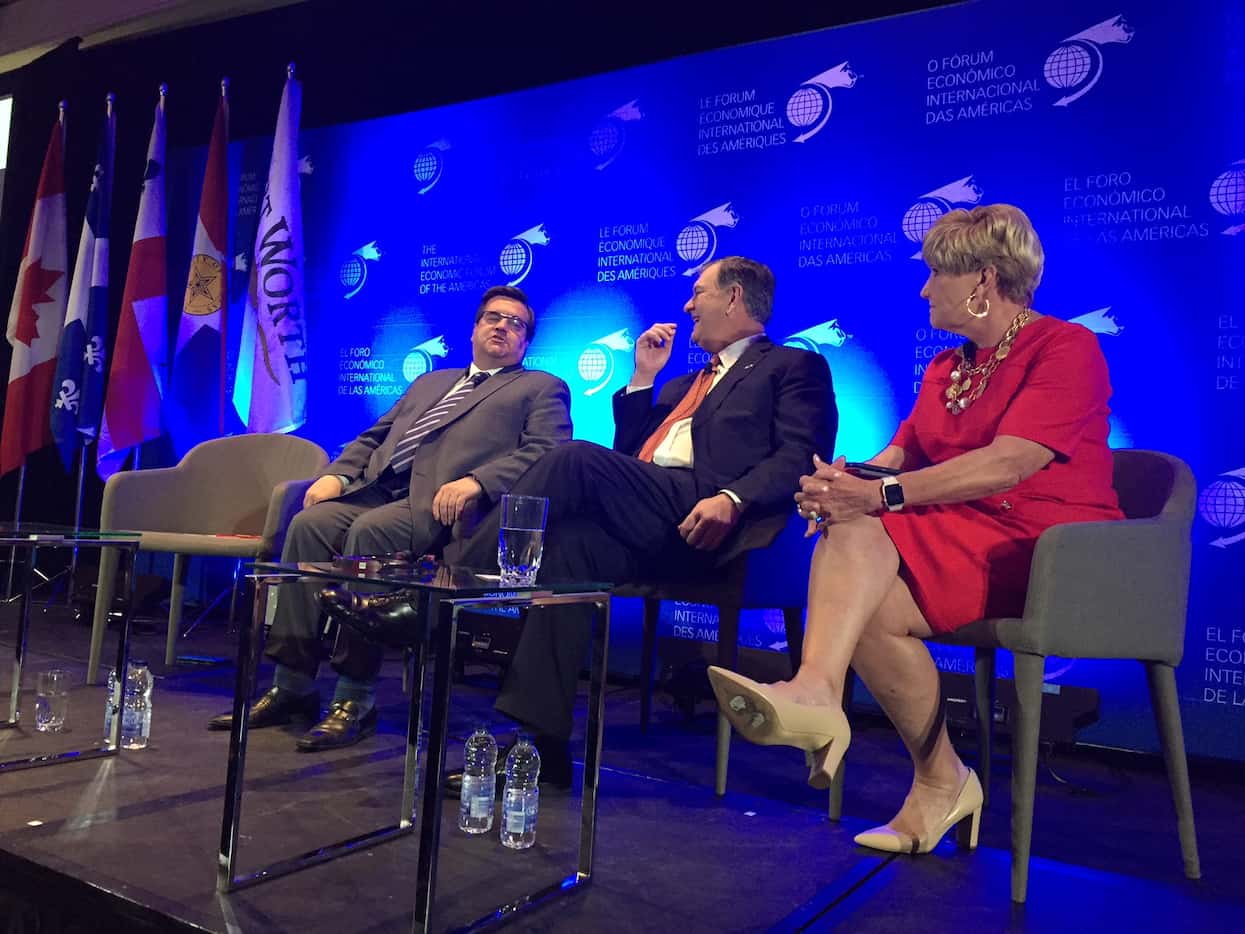  Montreal Mayor Denis Coderre (left), Dallas Mayor Mike Rawlings and Fort Worth Mayor Betsy...