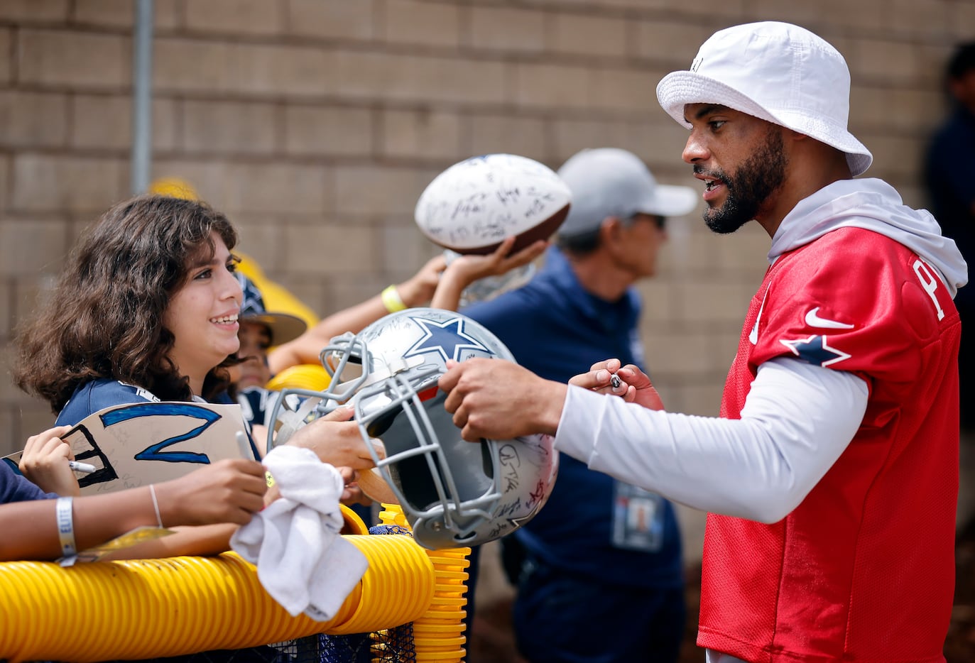 Cowboys' practice focus shifted when Rico Dowdle, Aaron Shampklin landed in  COVID protocol