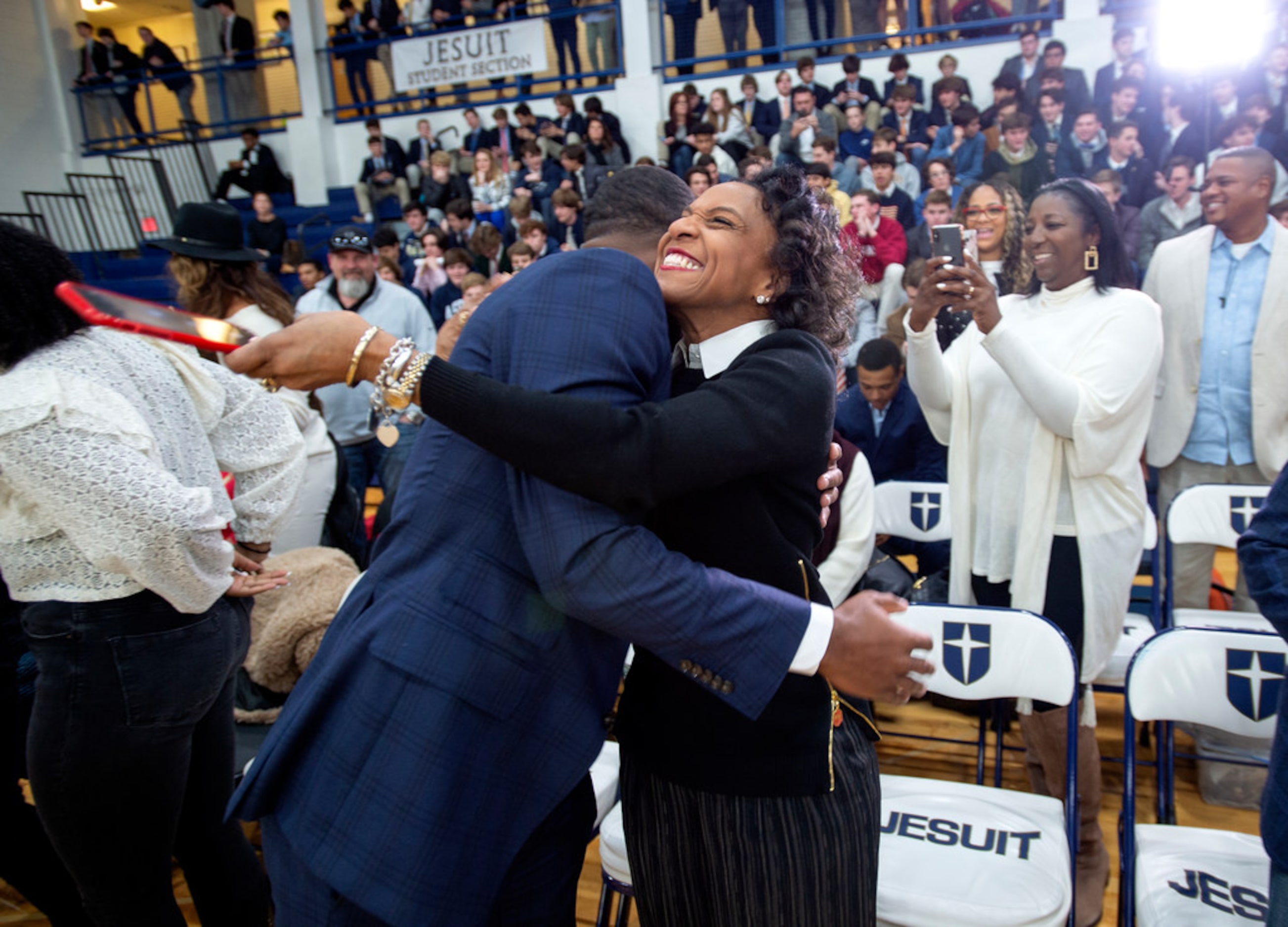 Jesuit senior running back EJ Smith, son of NFL all-time leading rusher Emmitt Smith, is...