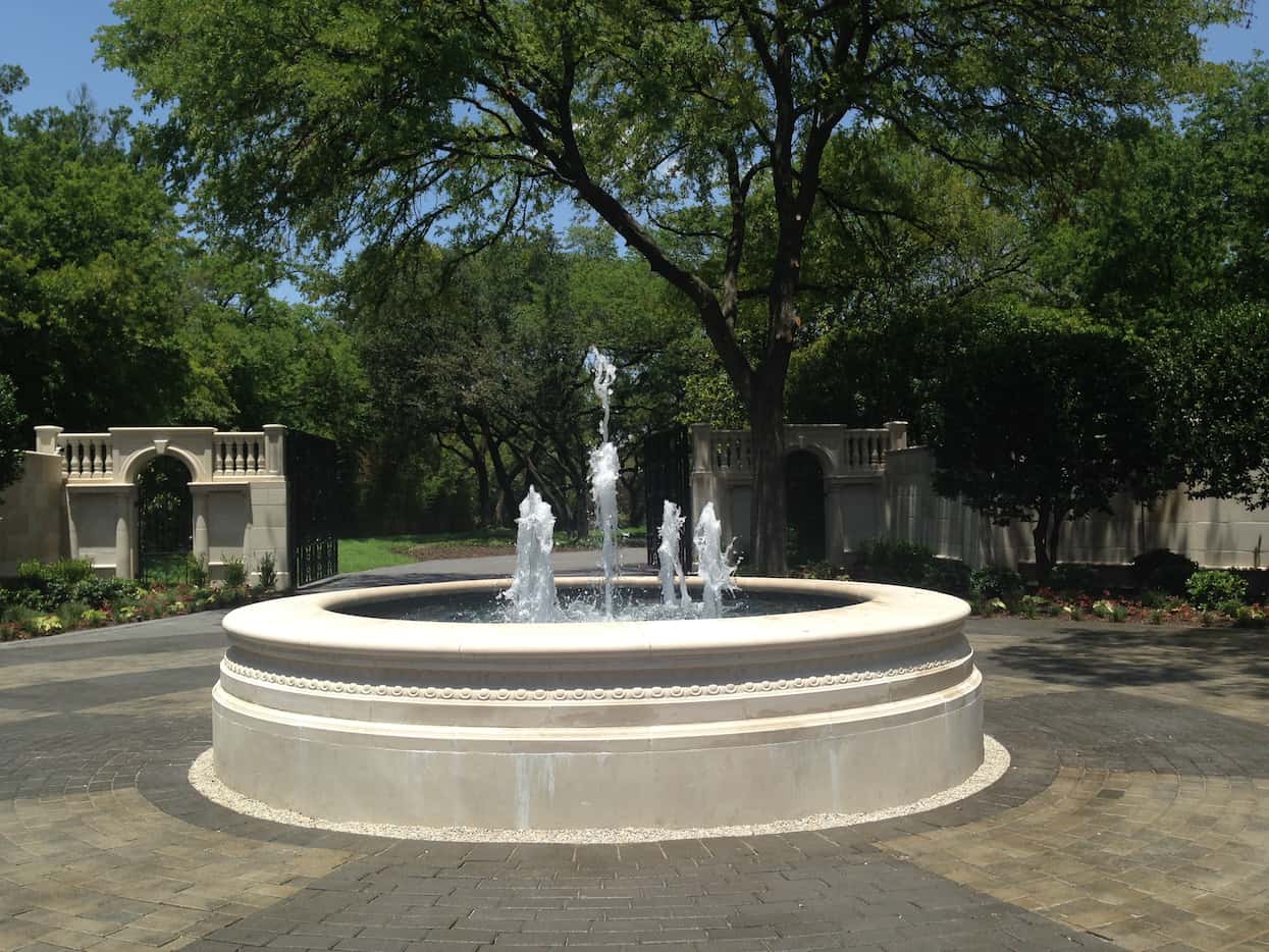 The new entry to the Crespi Estate with fountain and gates on Walnut Hill Lane.