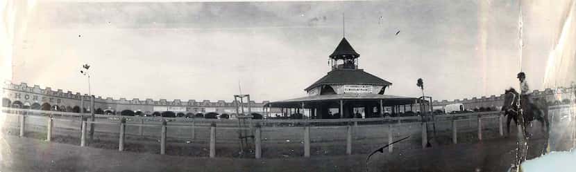 Horse racing at the State Fair fairgrounds in 1902.
