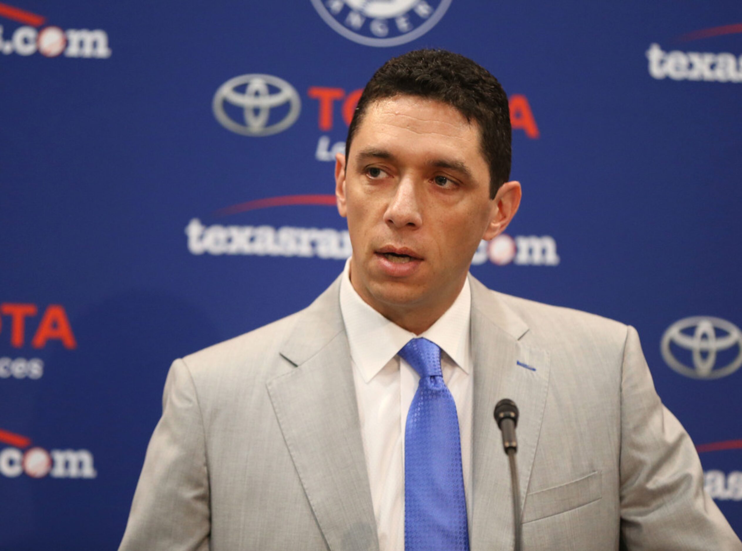 Texas Rangers General Manager Jon Daniels speaks about new manager Chris Woodward during a...