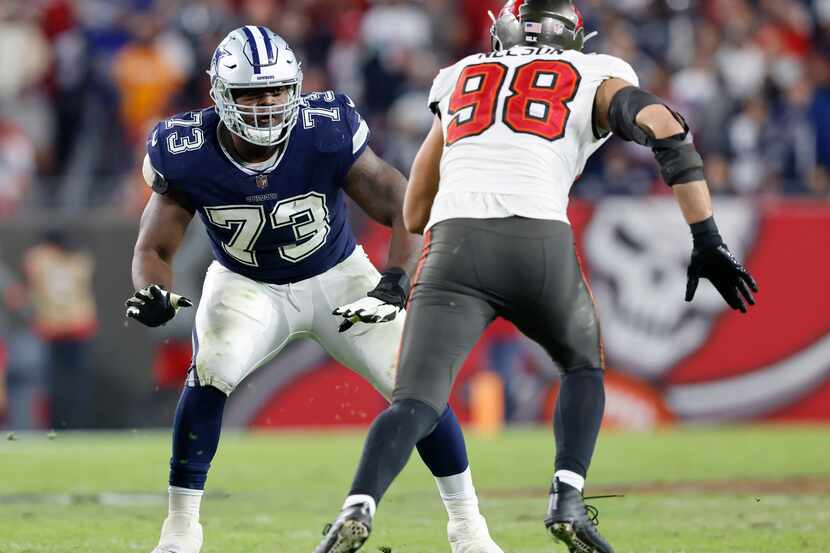 Dallas Cowboys offensive tackle Tyler Smith (73) faces off against Tampa Bay Buccaneers...