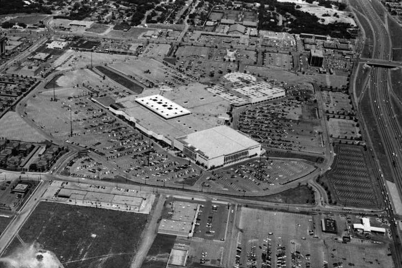 This is what Valley View Center looked like when Smokey and the Bandit was first in theaters...