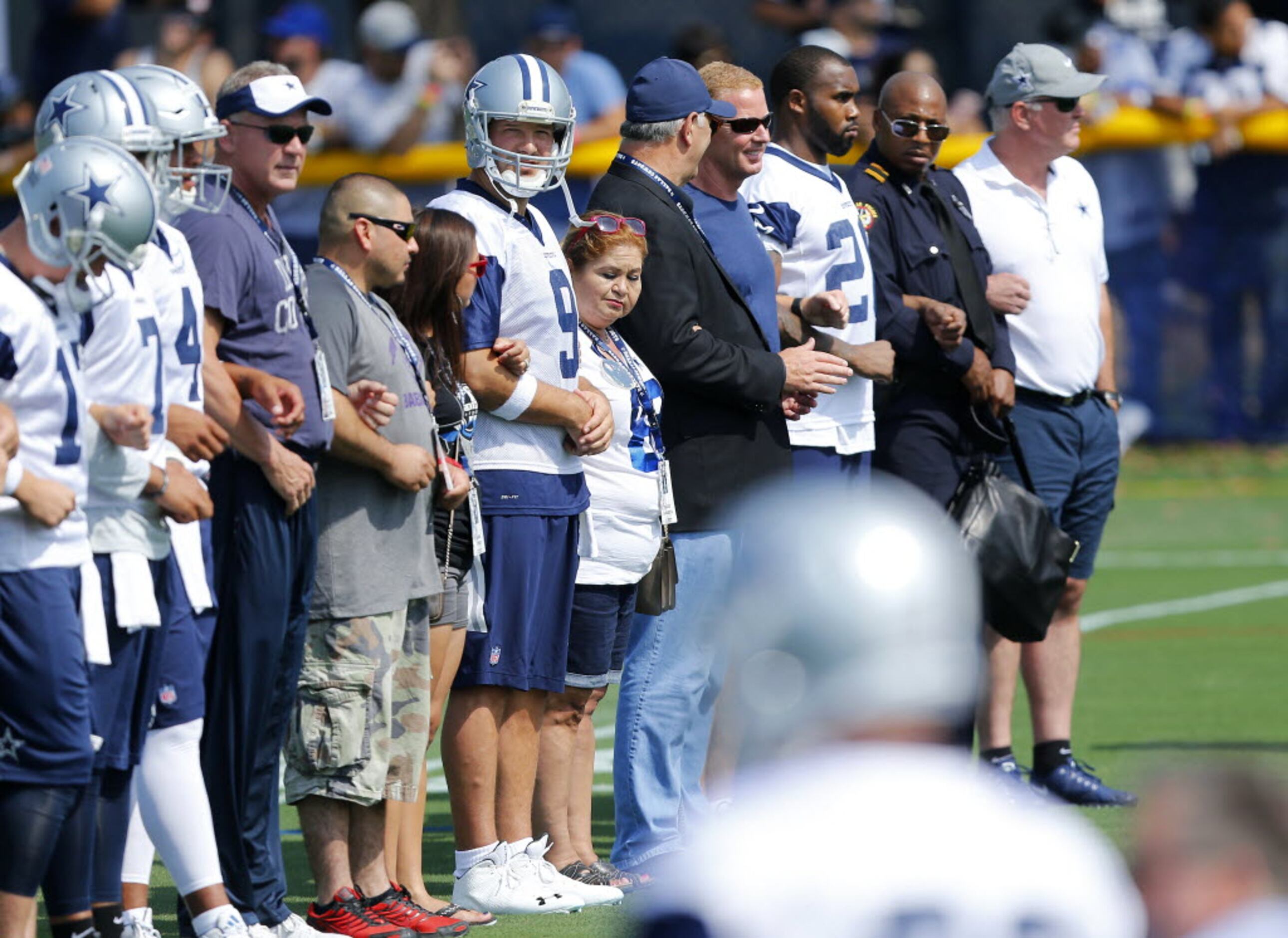 Forget the Cowboys. The Heck with the Texans. Root for the Local Legends in  the NFL Playoffs.