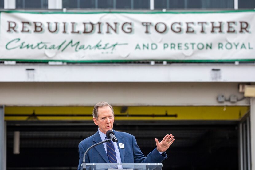 Stephen Butt, president of H-E-B's Central Market division, speaks to attendees during a...